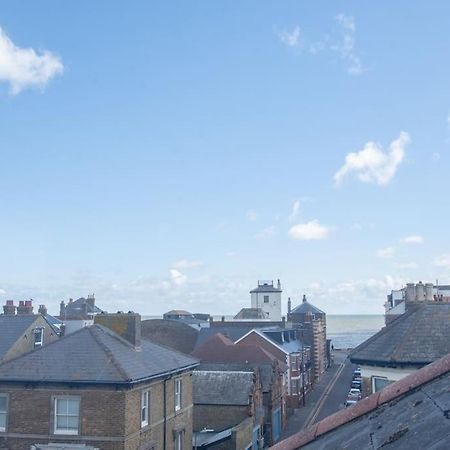 Stunning Large Victorian Maisonette With Sea View Deal Kültér fotó