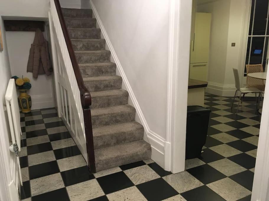 Stunning Large Victorian Maisonette With Sea View Deal Kültér fotó