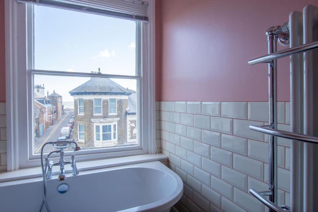 Stunning Large Victorian Maisonette With Sea View Deal Kültér fotó
