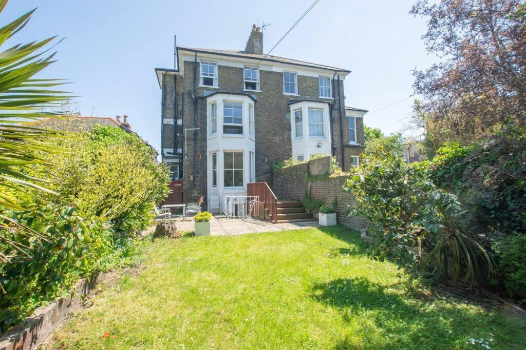 Stunning Large Victorian Maisonette With Sea View Deal Kültér fotó