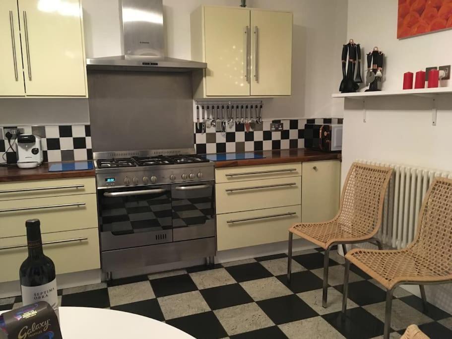 Stunning Large Victorian Maisonette With Sea View Deal Kültér fotó